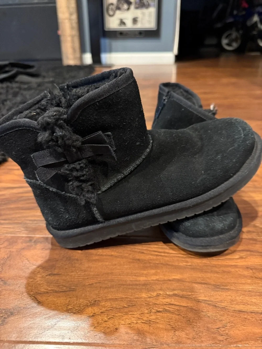 UGG classic kids